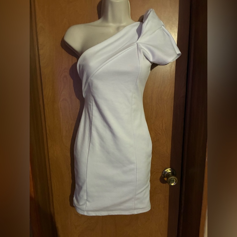 Paprika One-Shoulder White Dress Size 6